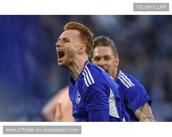 沙尔克04逆转对手，重燃保级希望，沙尔克04贴吧