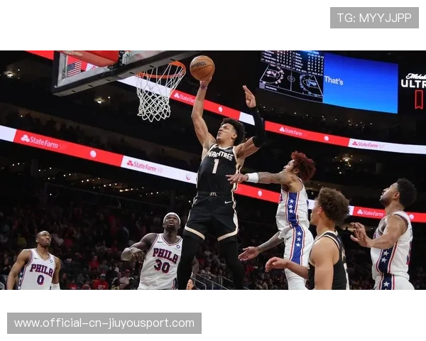 老鹰杰伦约翰逊凭借暴力隔扣入选当日十佳球首位